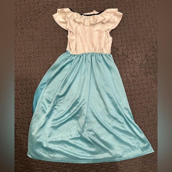 Disney Princess Dress bundle - Encanto and Belle- size 6 - Picture 4 of 10